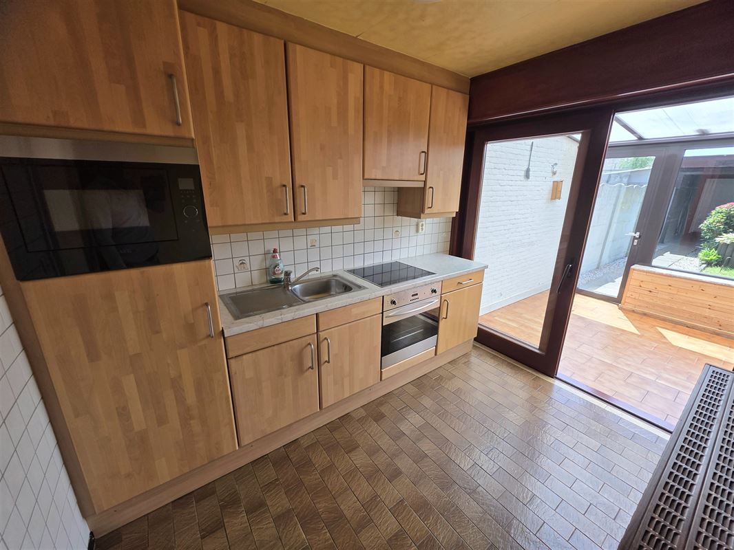 Knappe gezinswoning met 4 à 5 slpks, garage en tuin