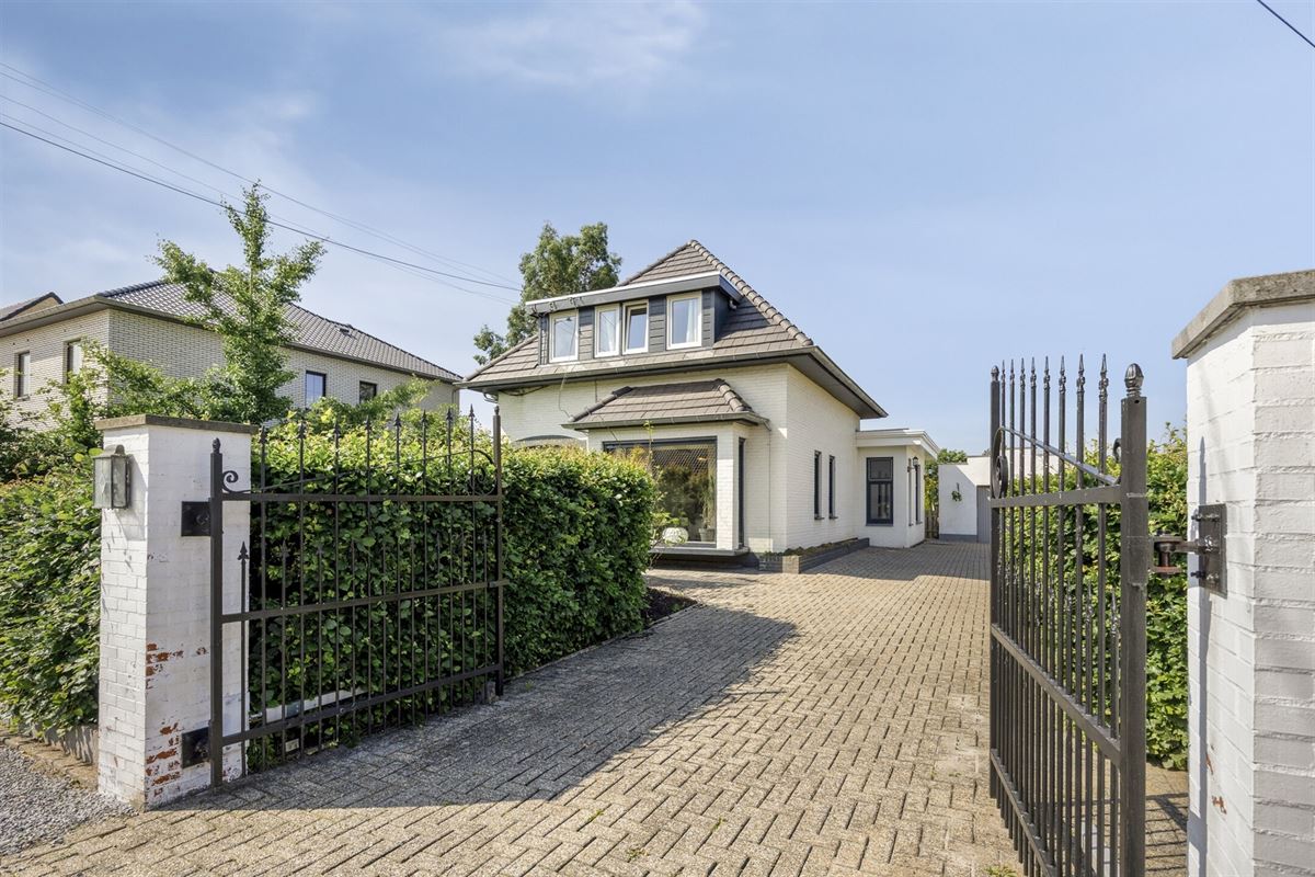 Verassend royale gezinswoning met 4 a 5 slaapkamers