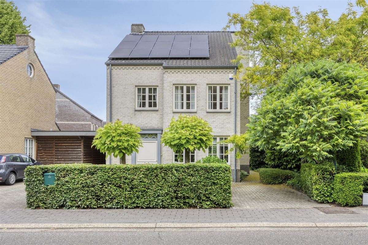 Ruime 5-Slaapkamerwoning in Achel - 246m² Woonplezier