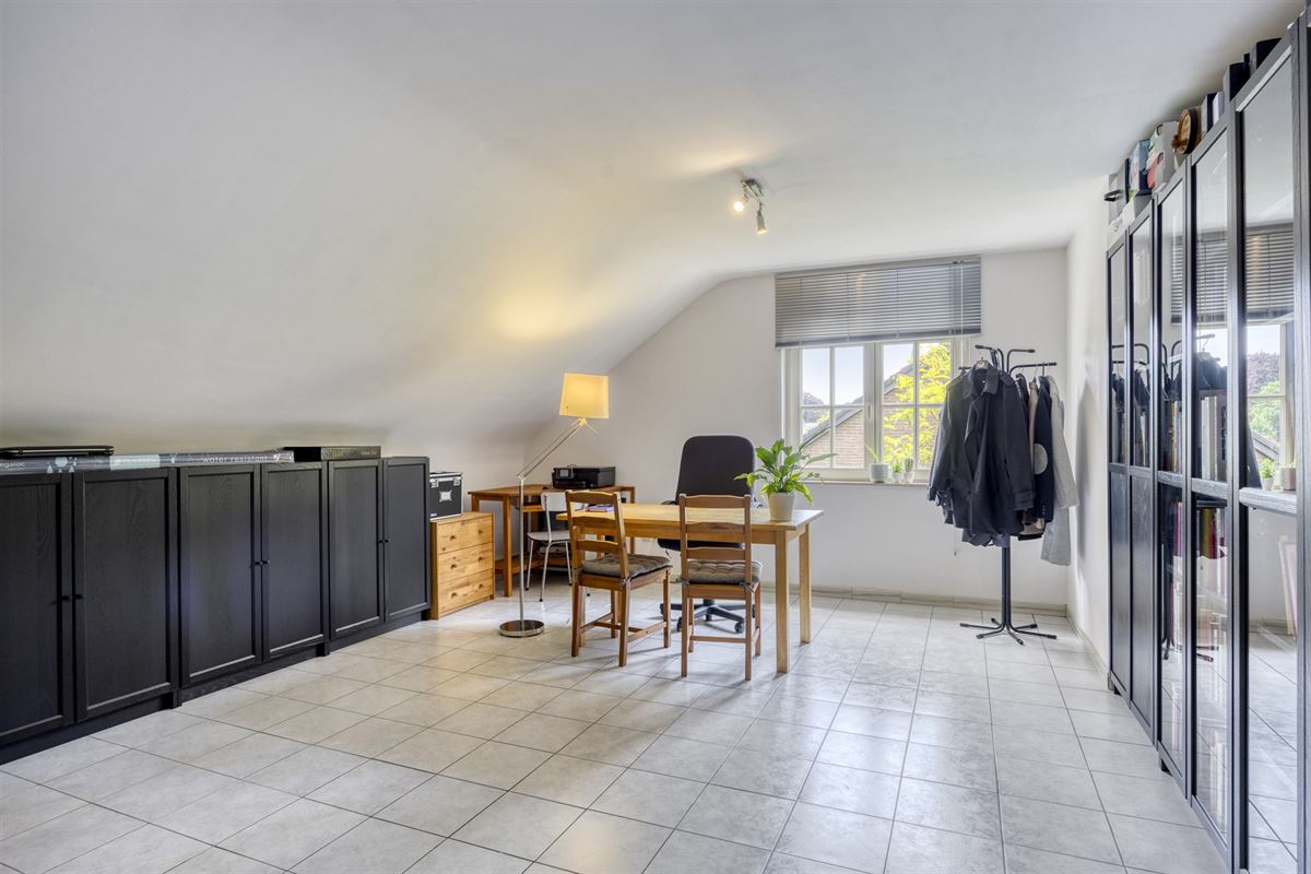 Ruime 5-Slaapkamerwoning in Achel - 246m² Woonplezier