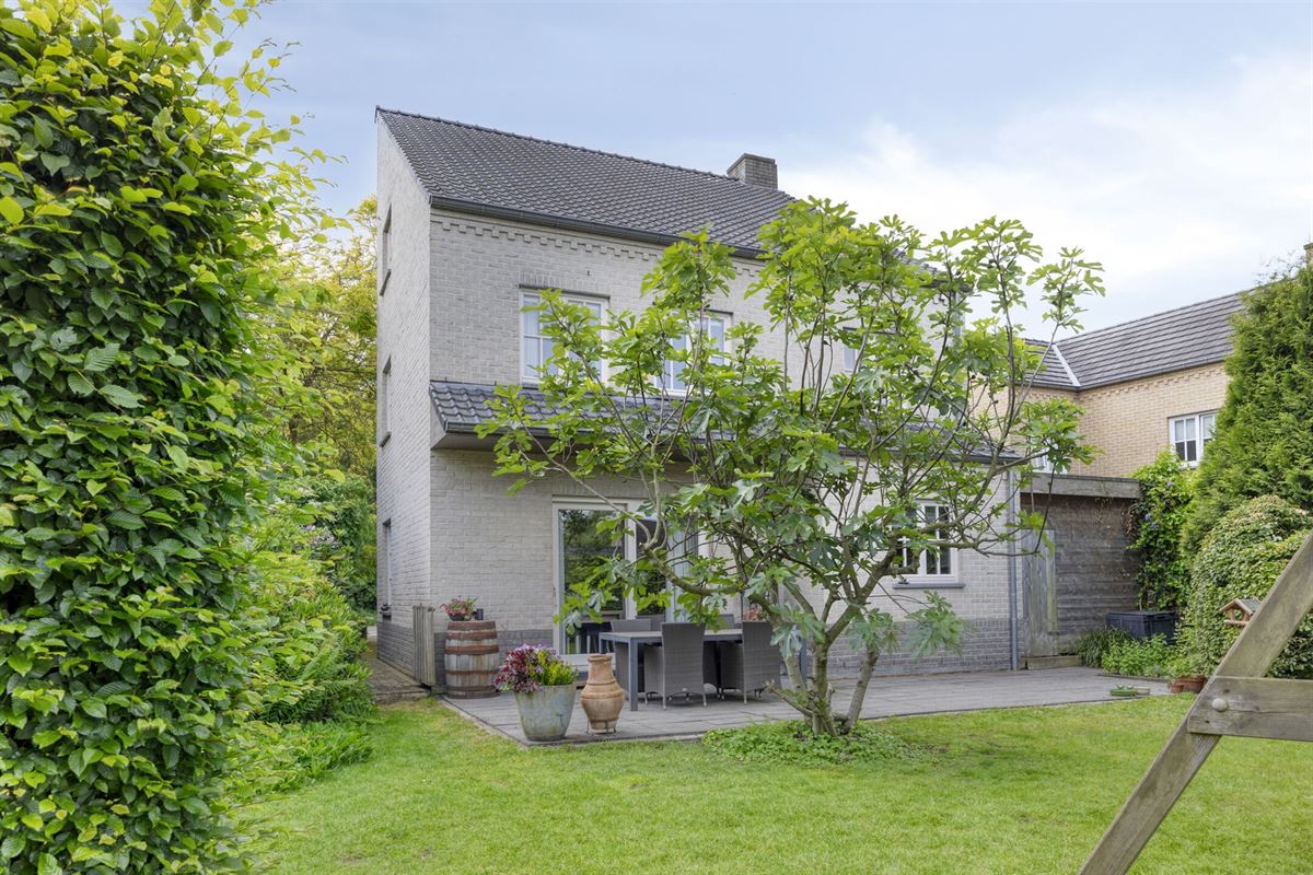 Ruime 5-Slaapkamerwoning in Achel - 246m² Woonplezier