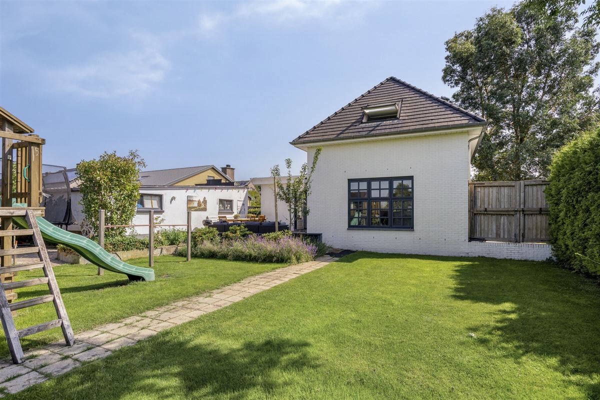 Verassend royale gezinswoning met 4 a 5 slaapkamers
