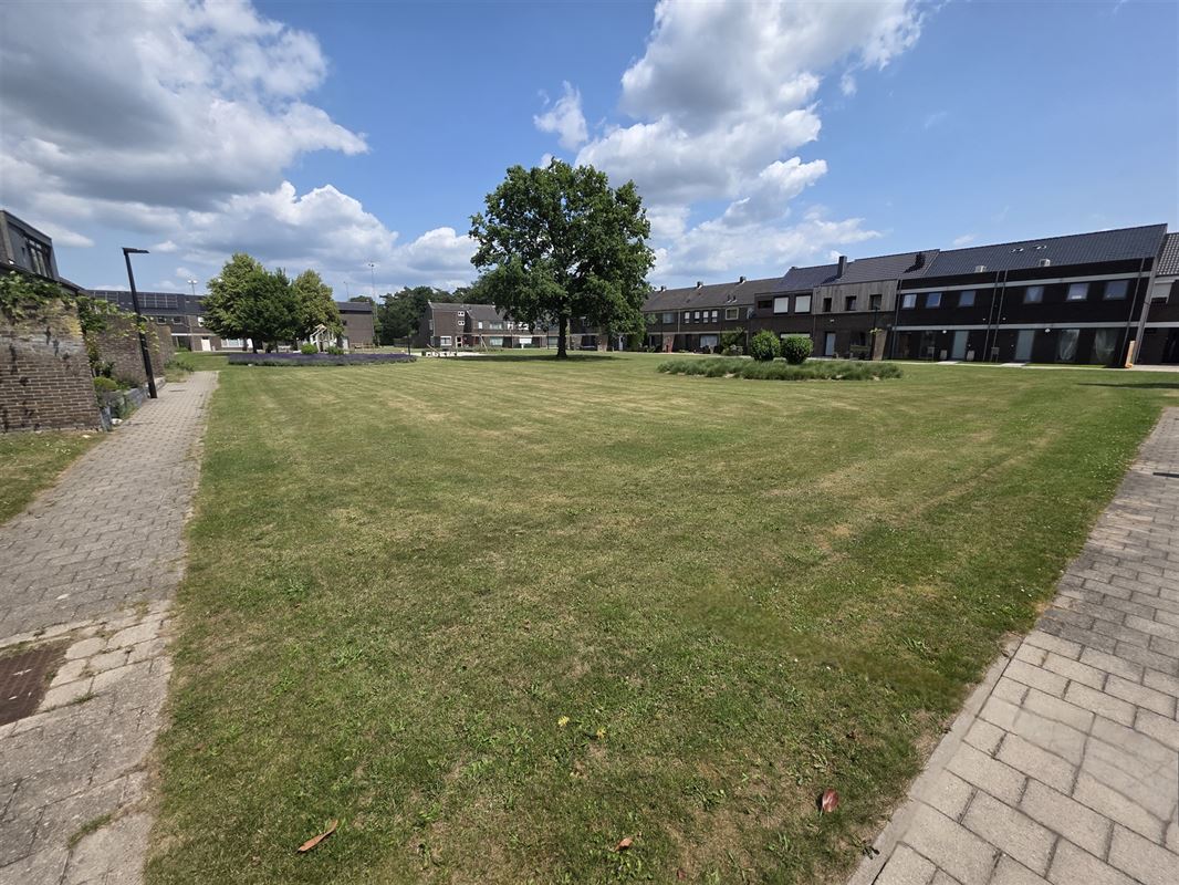 Knappe gezinswoning met 4 à 5 slpks, garage en tuin
