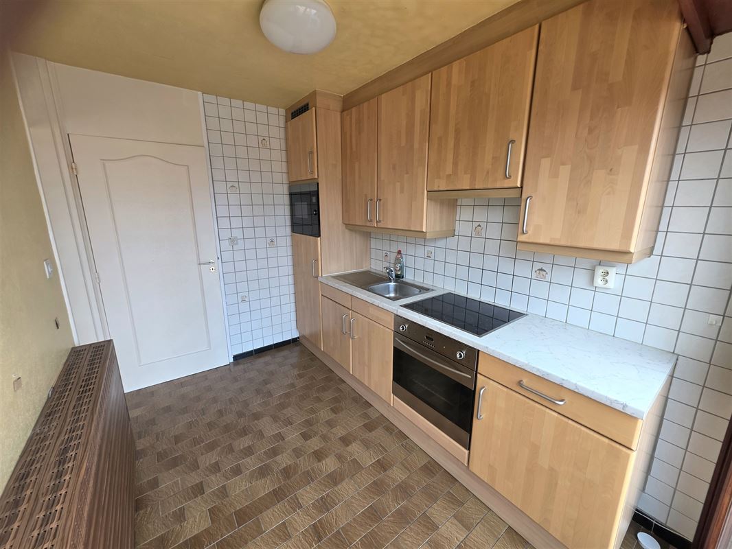 Knappe gezinswoning met 4 à 5 slpks, garage en tuin