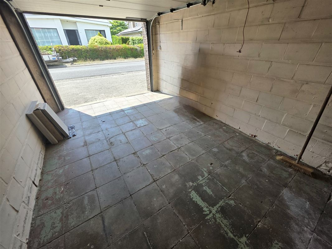 Knappe gezinswoning met 4 à 5 slpks, garage en tuin