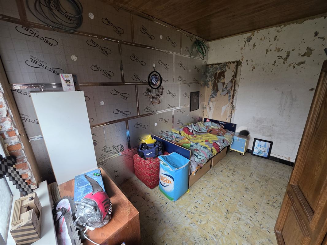 Gedeeltelijk vernieuwde boerderij op 903 m²