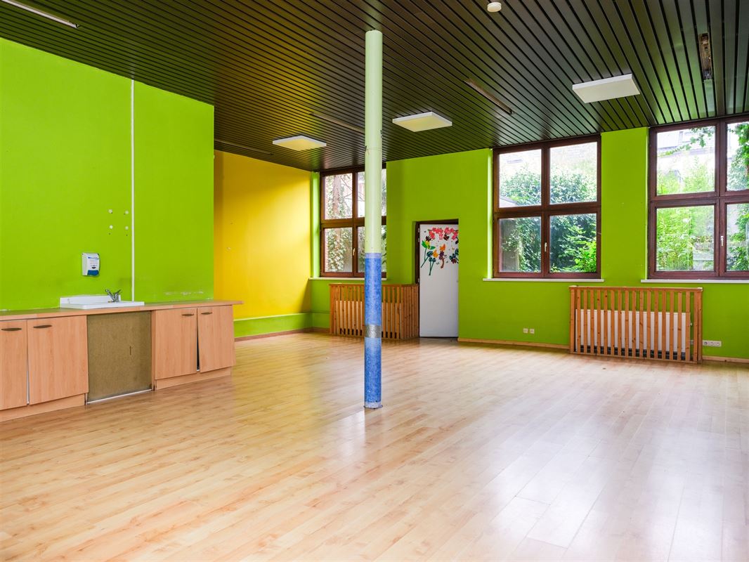 ruime rijwoning met polyvalent bijgebouw en tal van mogelijk