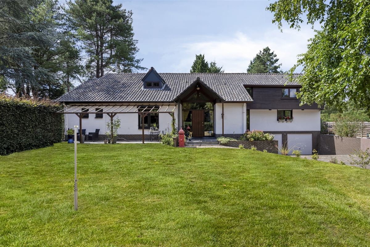 Verrassend ruime villa met klasse in een groene omgeving