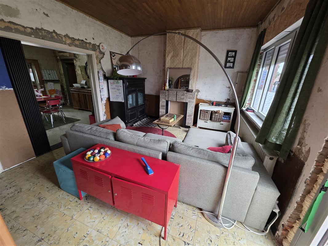 Gedeeltelijk vernieuwde boerderij op 903 m²