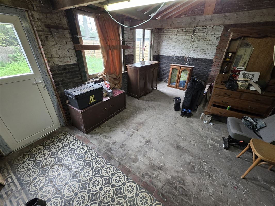 Gedeeltelijk vernieuwde boerderij op 903 m²