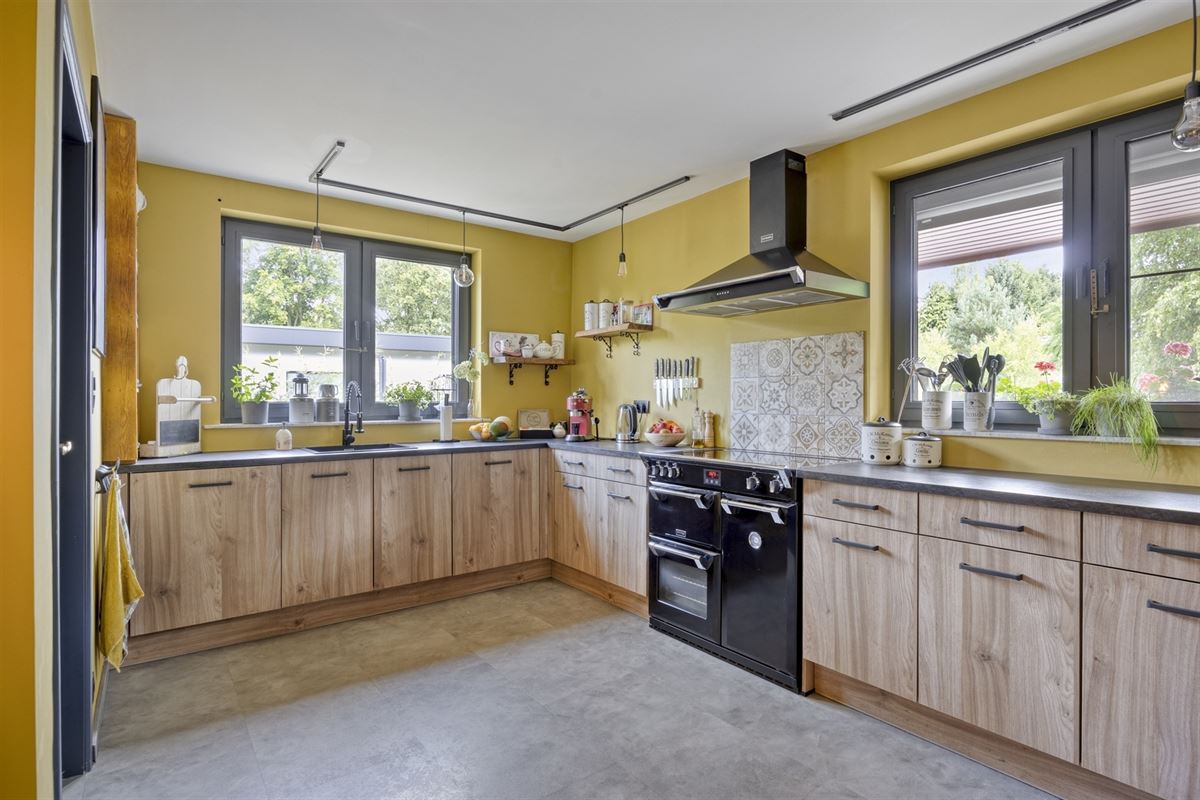 Verrassend ruime villa met klasse in een groene omgeving