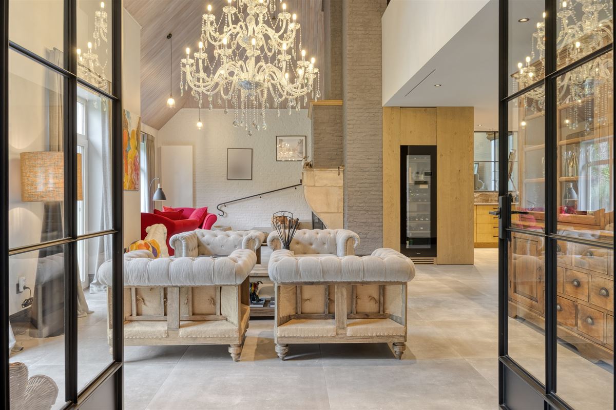 Landelijke luxe: unieke villa op ca. 11.000 m² privé-domein
