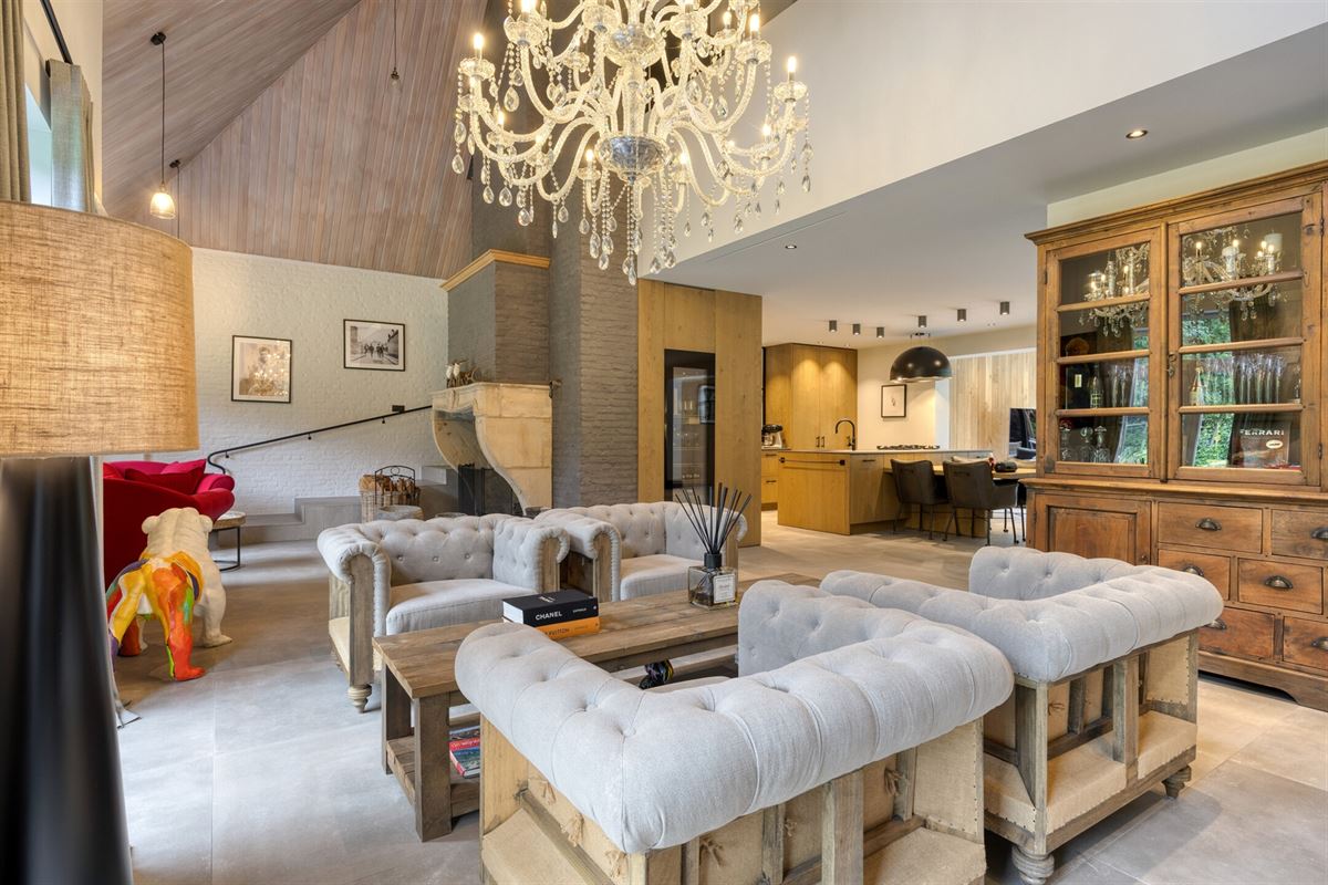 Landelijke luxe: unieke villa op ca. 11.000 m² privé-domein