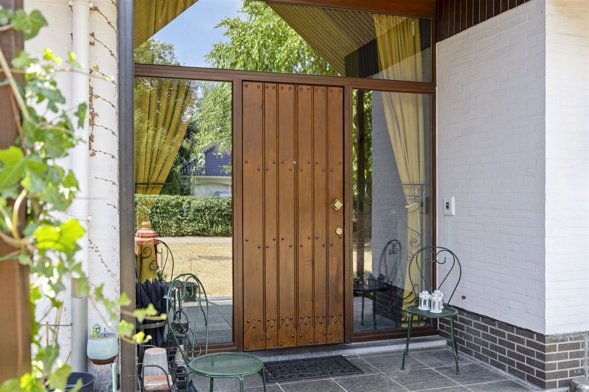 Verrassend ruime villa met klasse in een groene omgeving