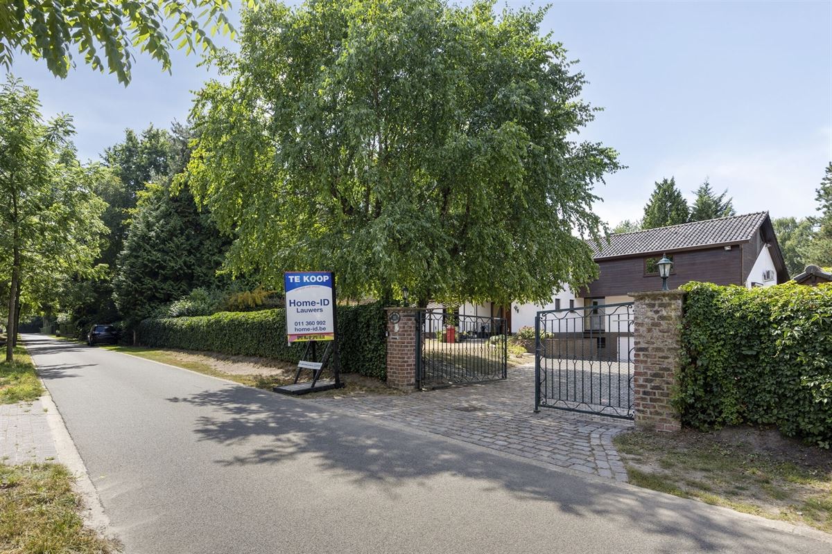 Verrassend ruime villa met klasse in een groene omgeving