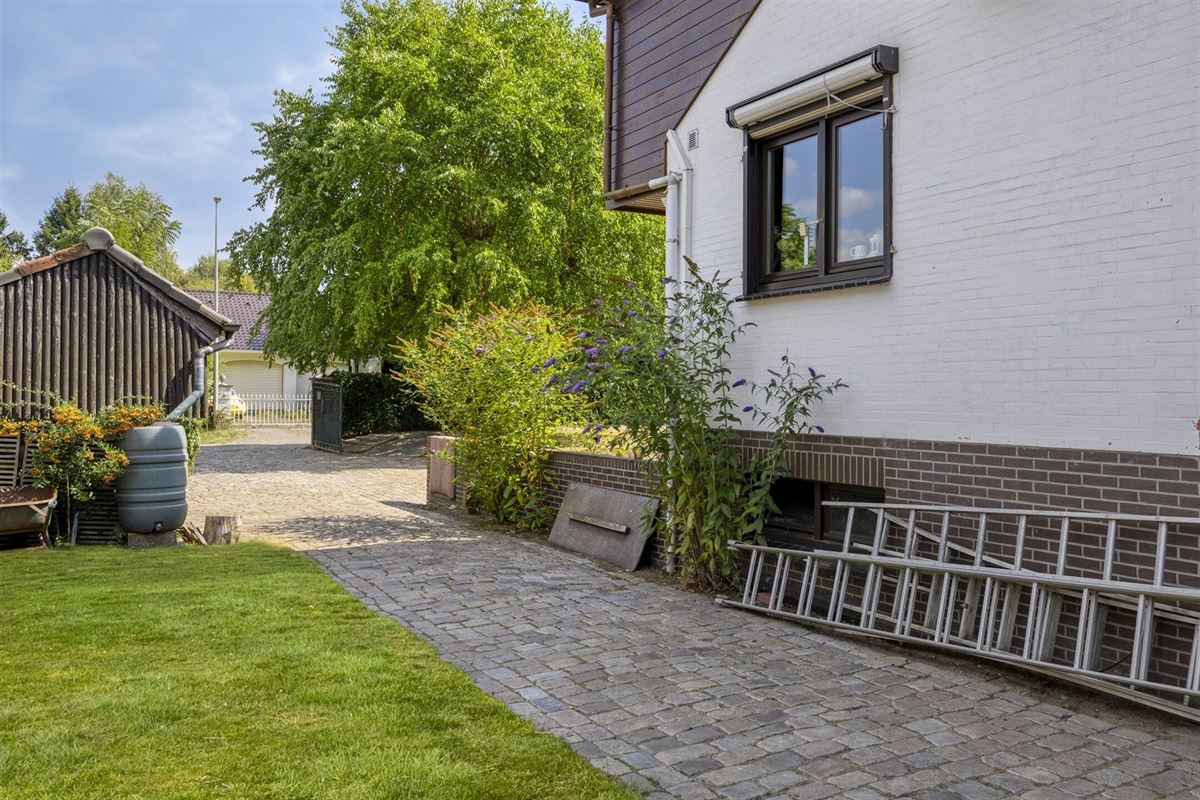 Verrassend ruime villa met klasse in een groene omgeving