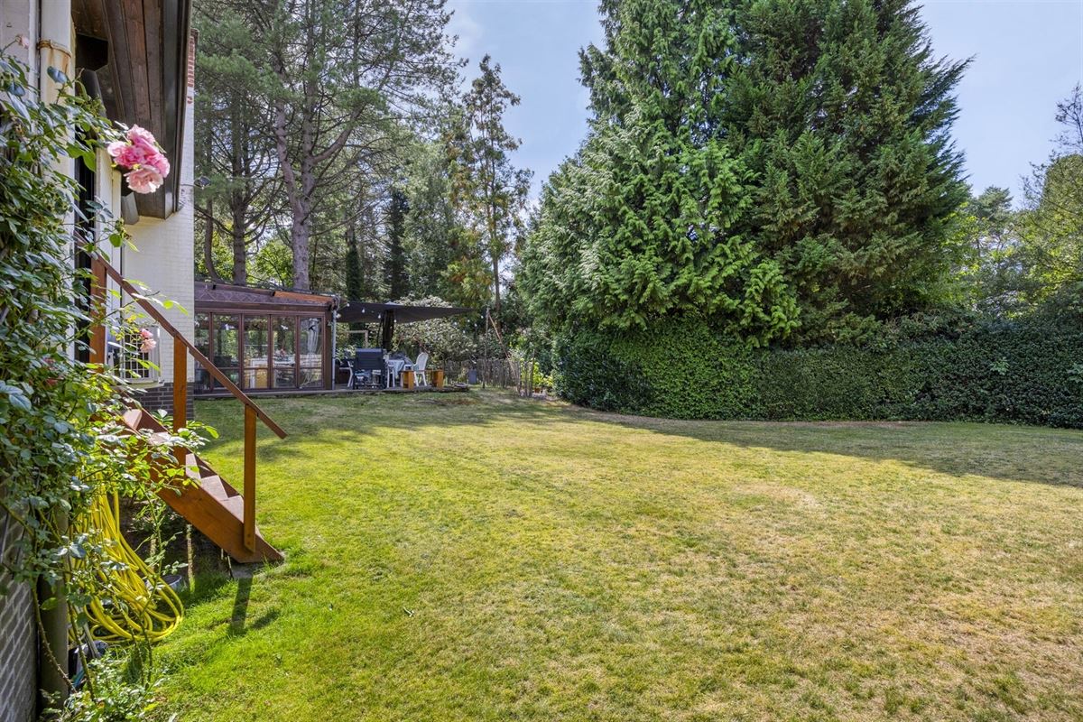 Verrassend ruime villa met klasse in een groene omgeving