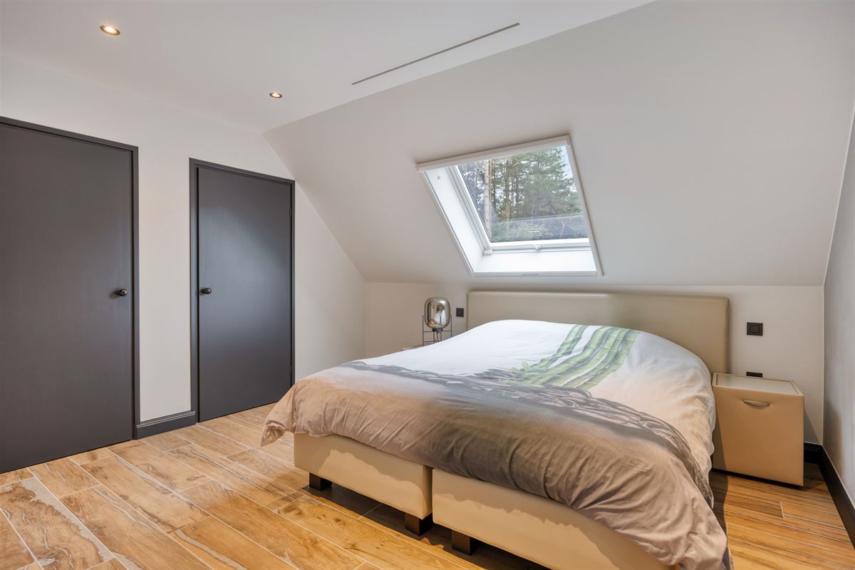 Landelijke luxe: unieke villa op ca. 11.000 m² privé-domein