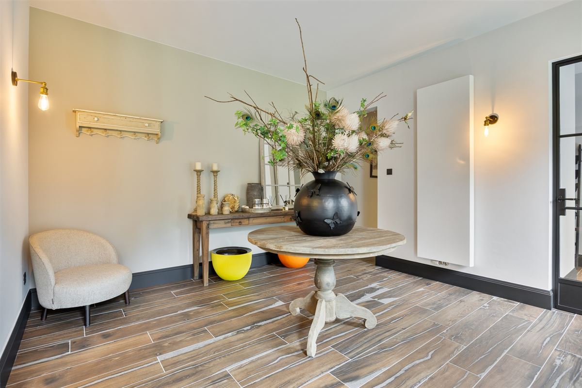 Landelijke luxe: unieke villa op ca. 11.000 m² privé-domein