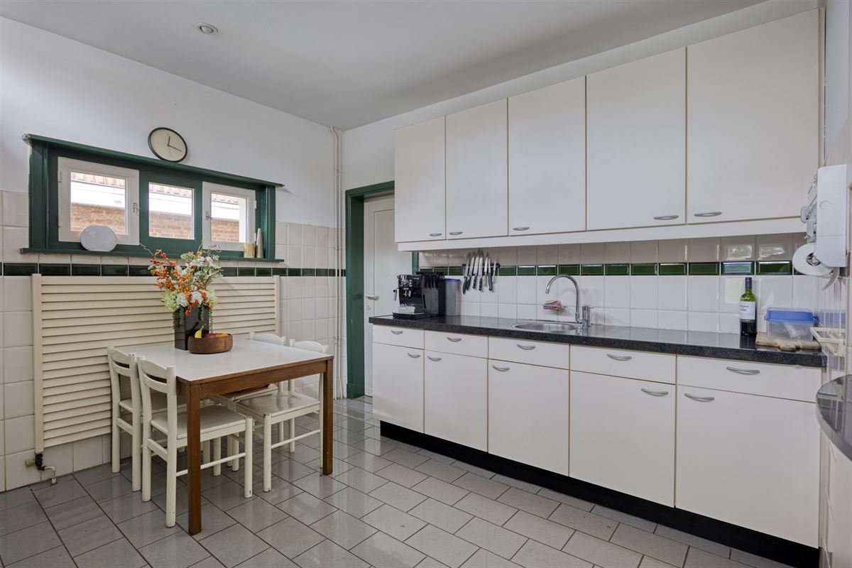 Karaktervolle art-deco woning met authentieke details 