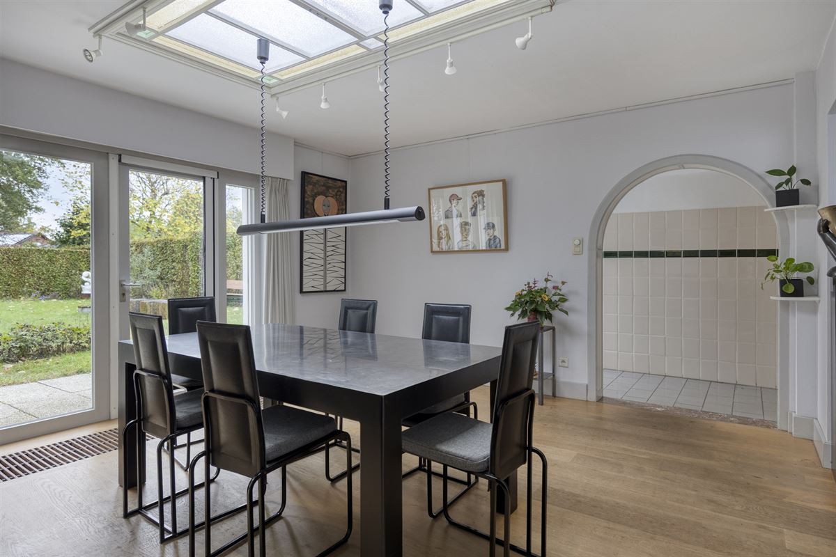 Karaktervolle art-deco woning met authentieke details 