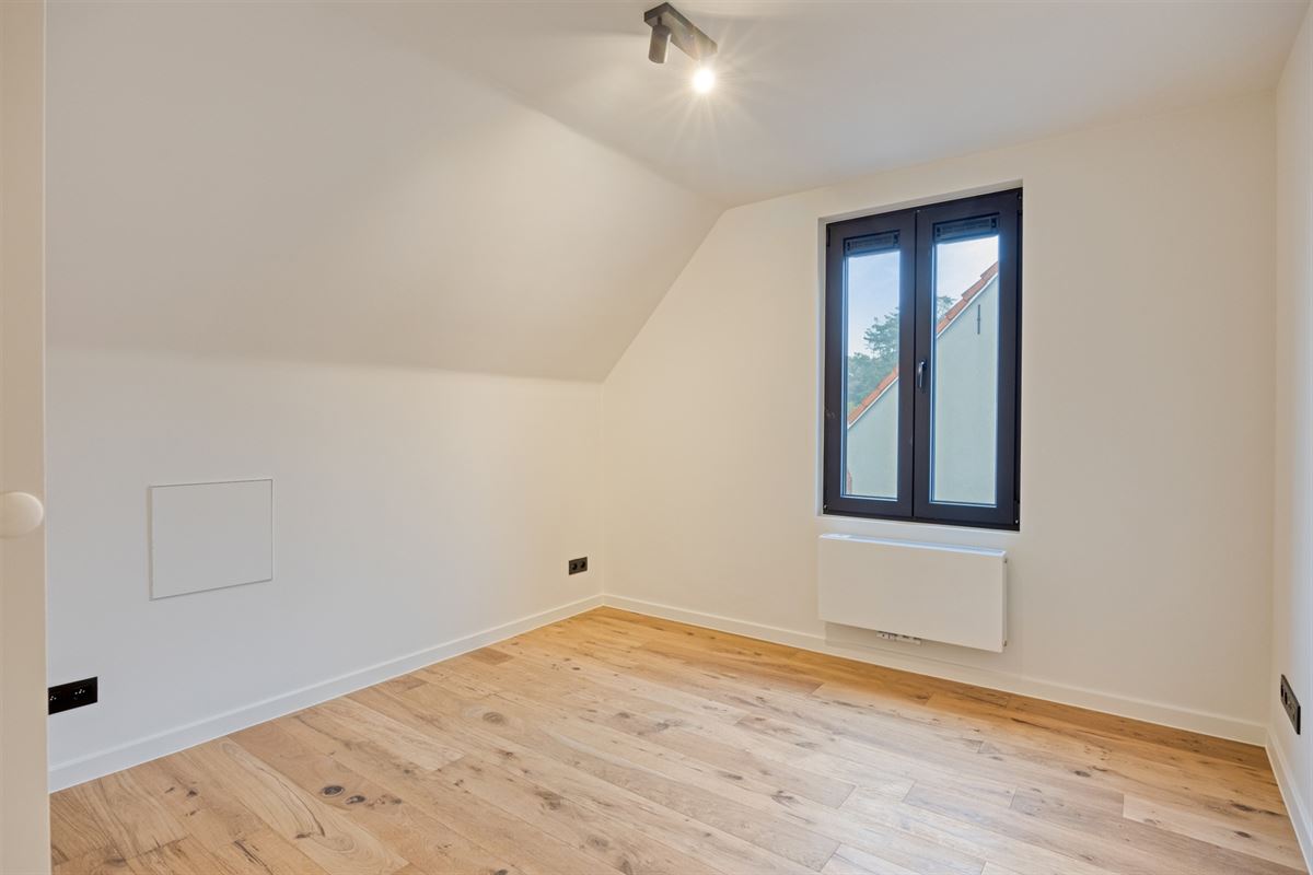 Moderne woning met 3 slaapkamers, 2 badkamers aan de vaart