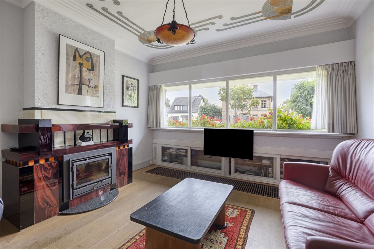 Karaktervolle art-deco woning met authentieke details 