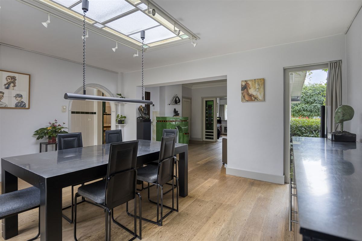 Karaktervolle art-deco woning met authentieke details 