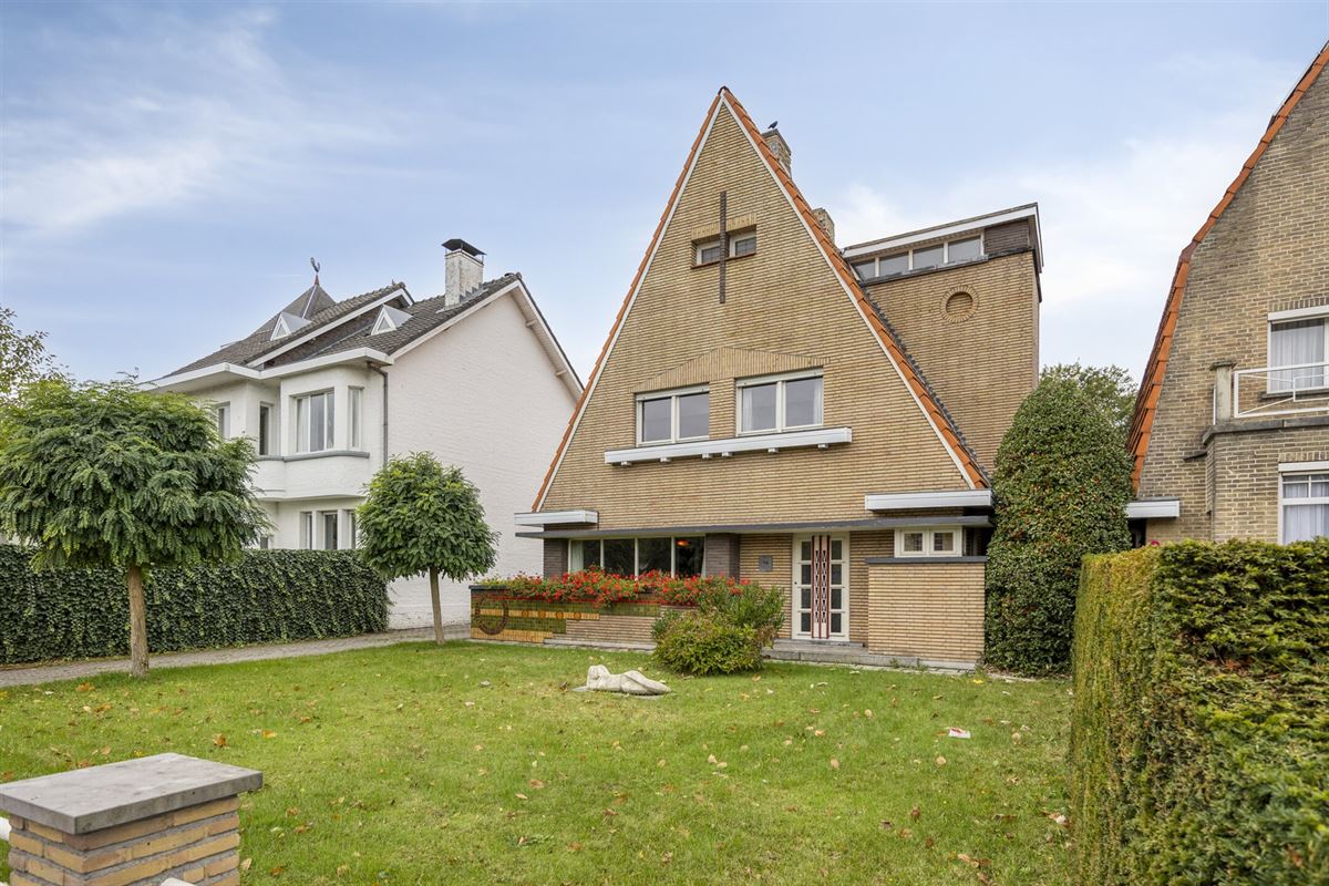 Karaktervolle art-deco woning met authentieke details 