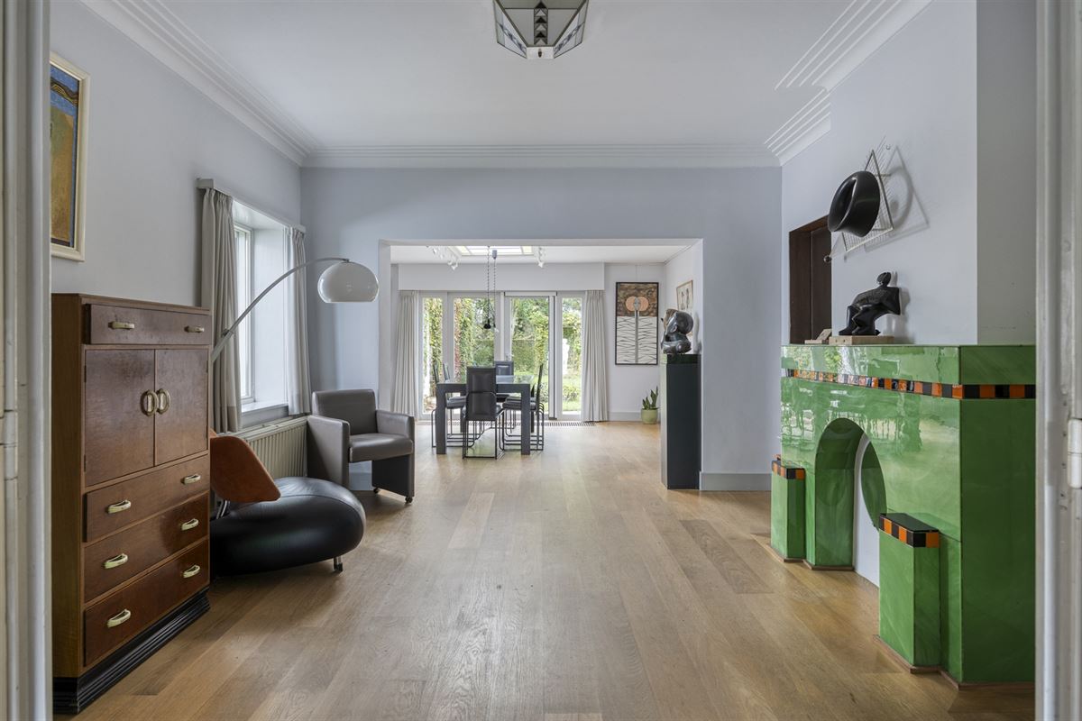 Karaktervolle art-deco woning met authentieke details 