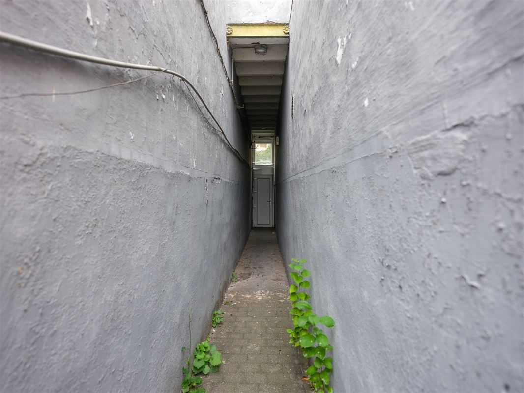 ruime rijwoning met polyvalent bijgebouw en tal van mogelijk