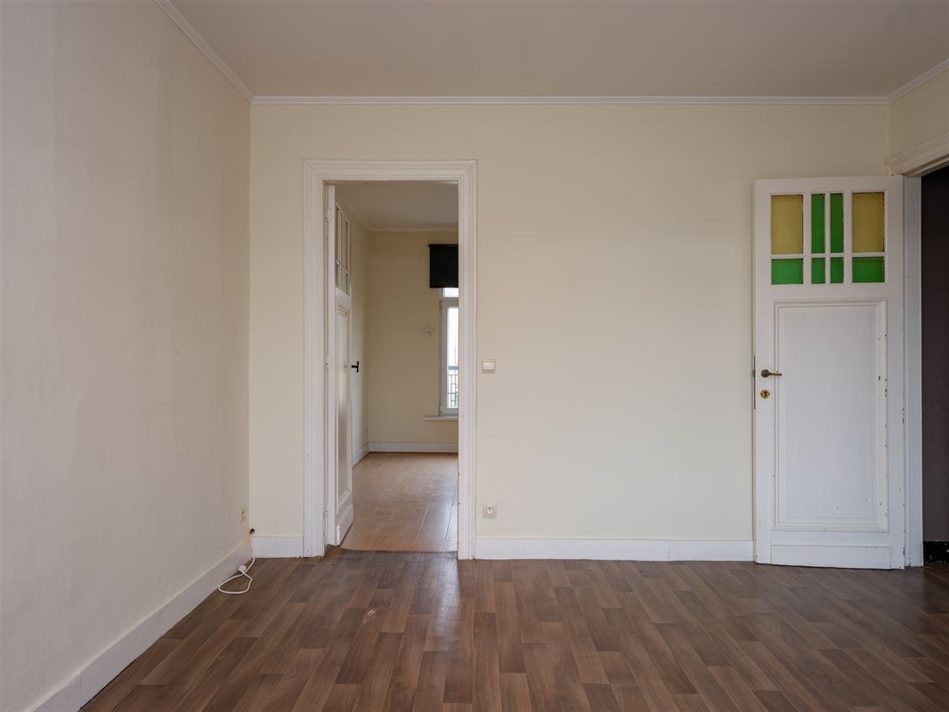 ruime rijwoning met polyvalent bijgebouw en tal van mogelijk