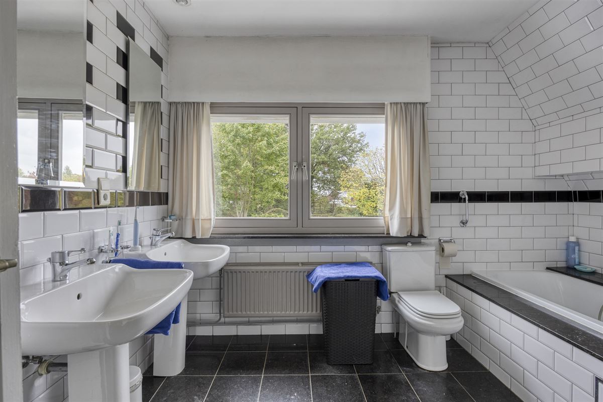 Karaktervolle art-deco woning met authentieke details 