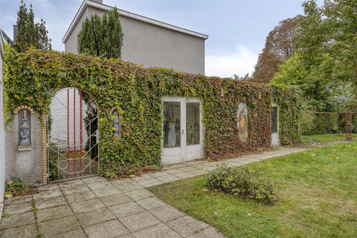 Karaktervolle art-deco woning met authentieke details 