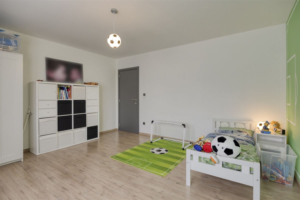 Ruime energiezuinige gezinswoning met 4 slaapkamers