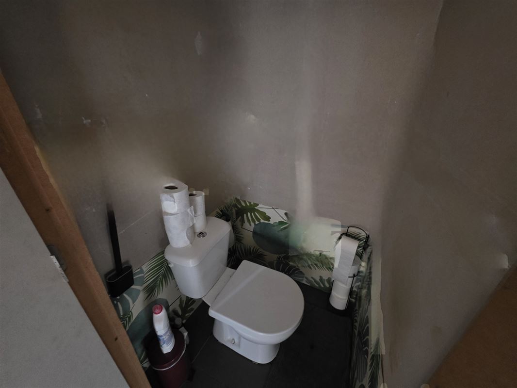 Gezinswoning met 4 slaapkamers en zonnige tuin