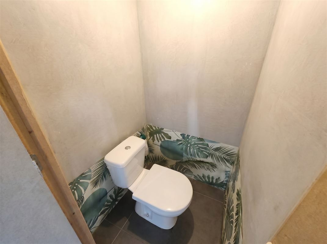 Gezinswoning met 4 slaapkamers en zonnige tuin