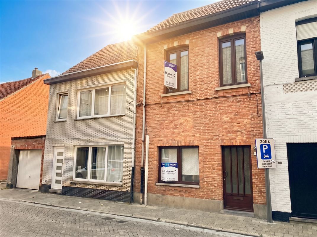 Gezinswoning met 4 slaapkamers en zonnige tuin