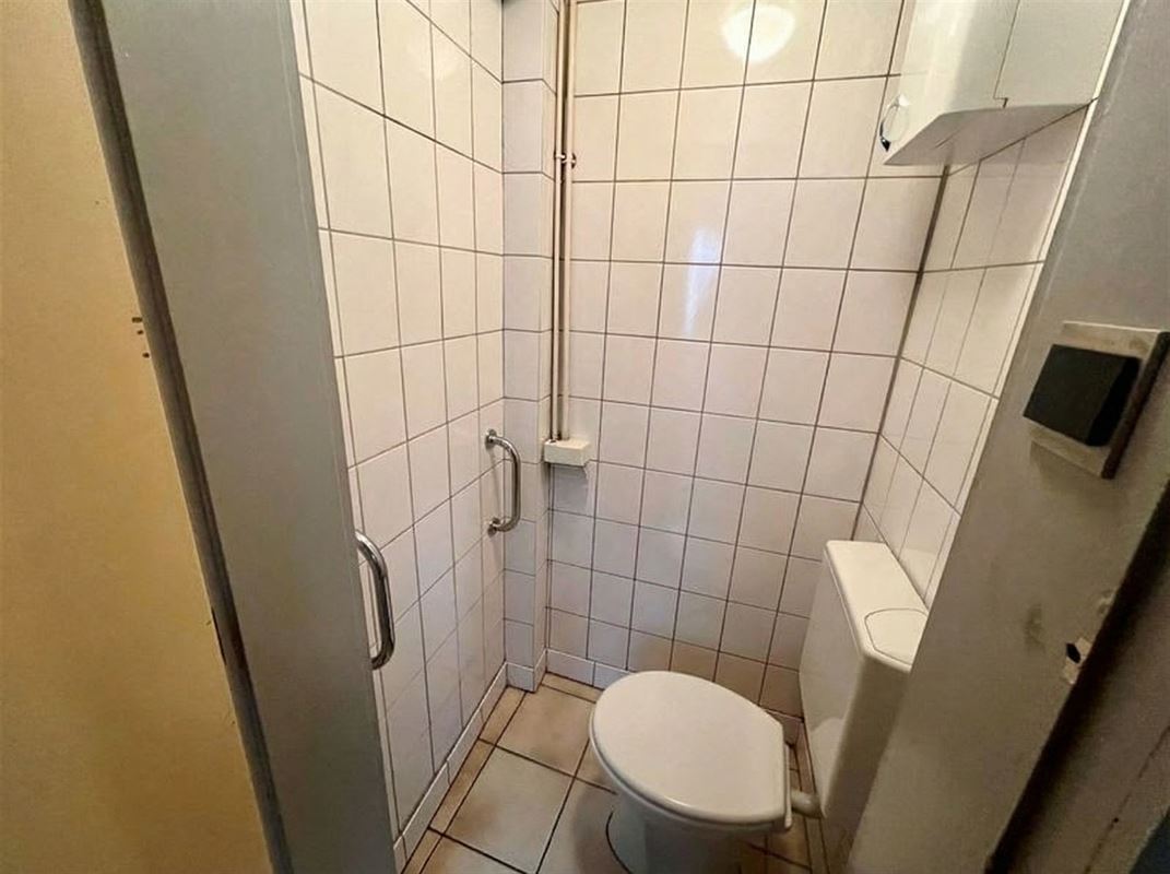 Hoekwoning nabij het centrum