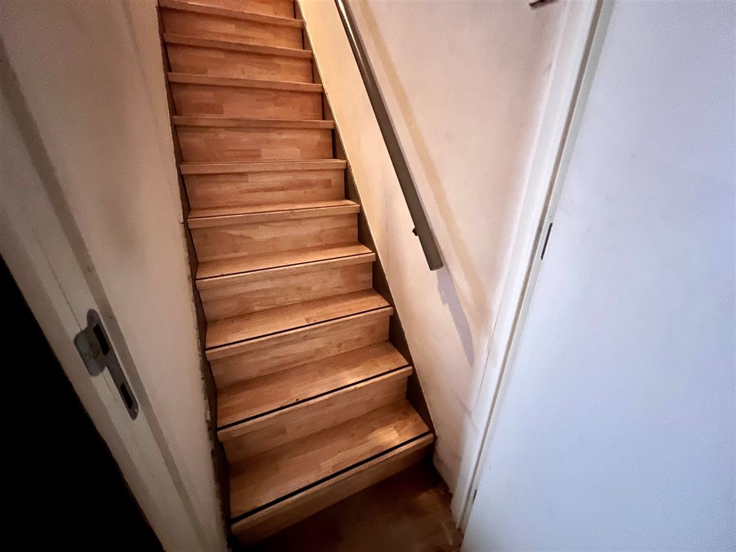 Hoekwoning nabij het centrum
