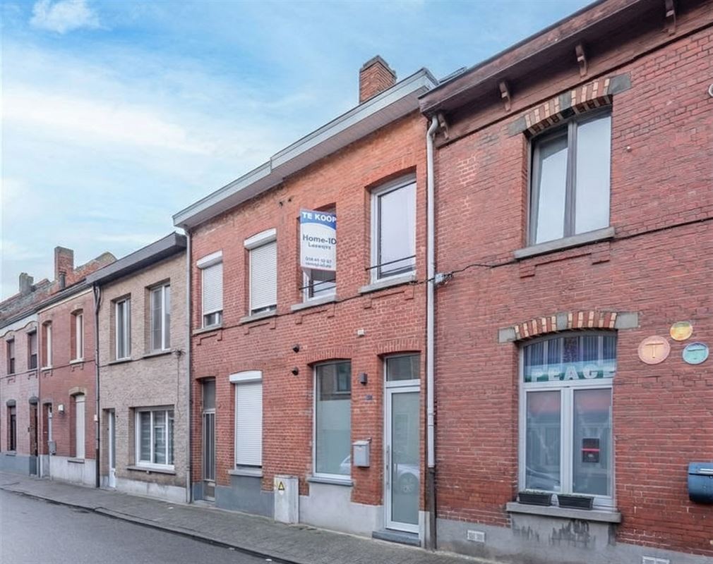 uniek gerenoveerde stadswoning met 4 slks en tuin