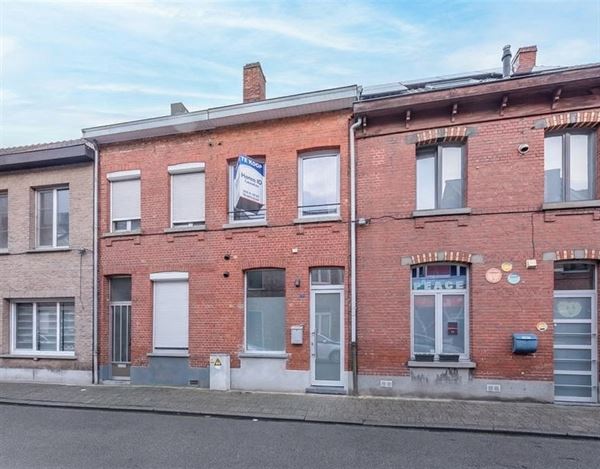 uniek gerenoveerde stadswoning met 4 slks en tuin