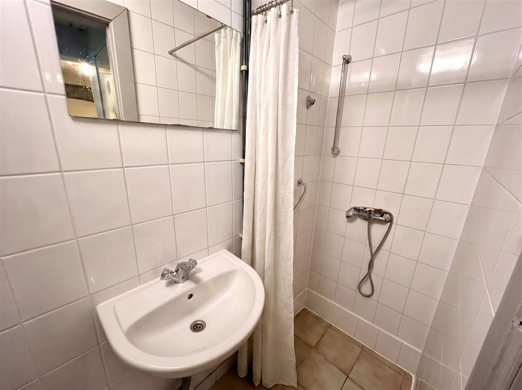 Hoekwoning nabij het centrum