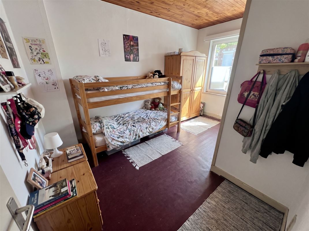 Huis met 3 slaapkamers en koer