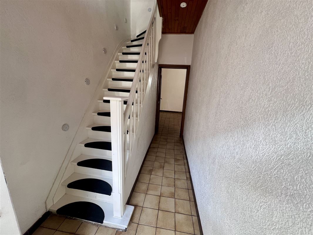 Huis met 3 slaapkamers en koer