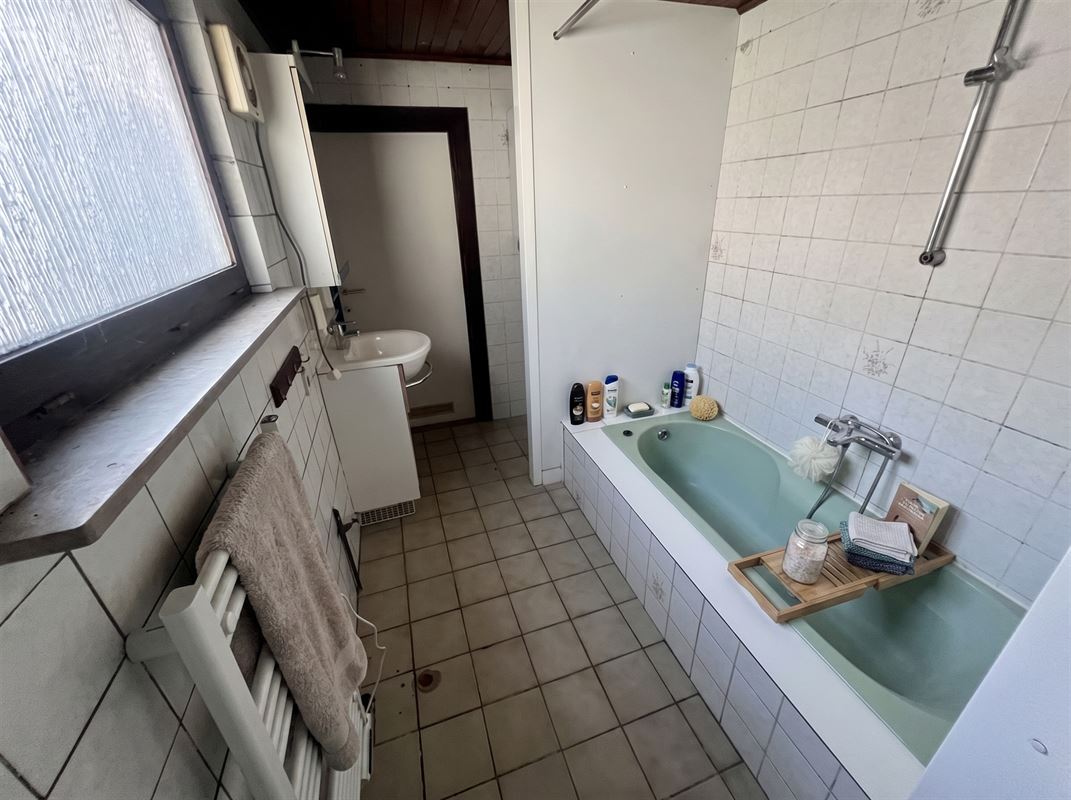 Huis met 3 slaapkamers en koer