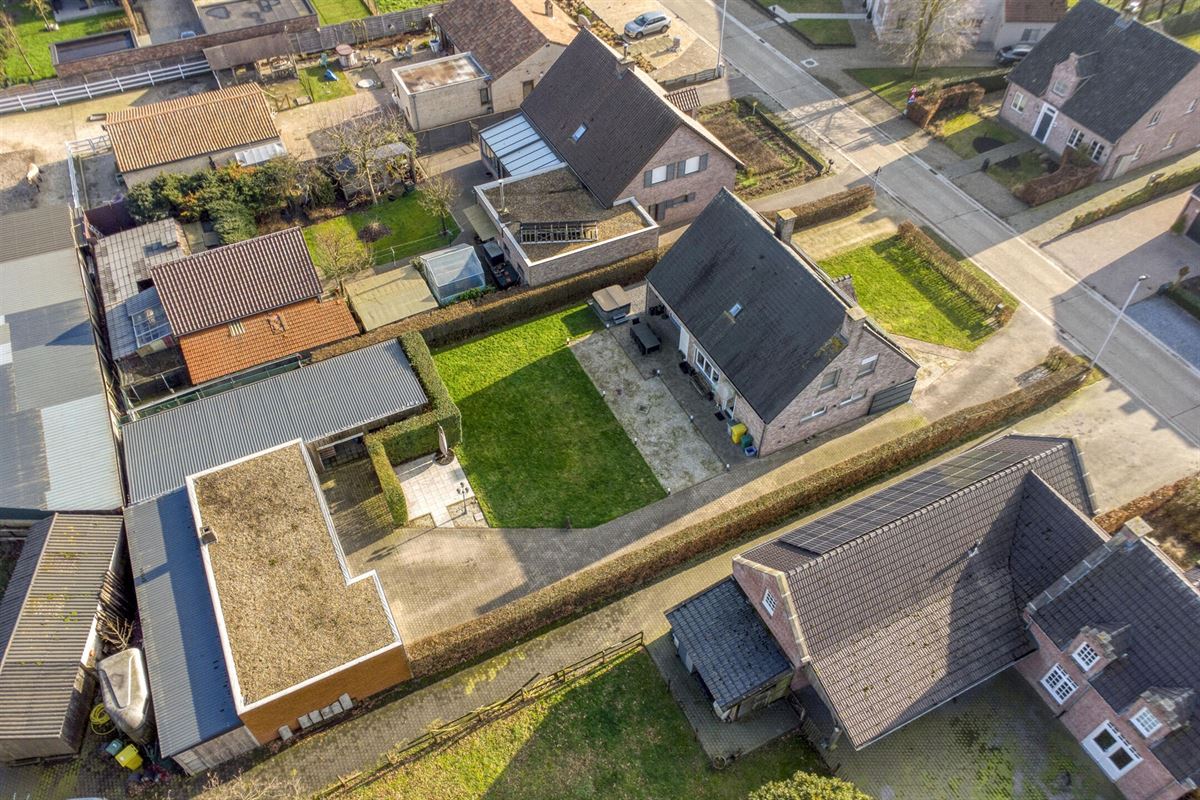 Exclusieve villa, extra garage en zonnige tuin op 1.100 m²