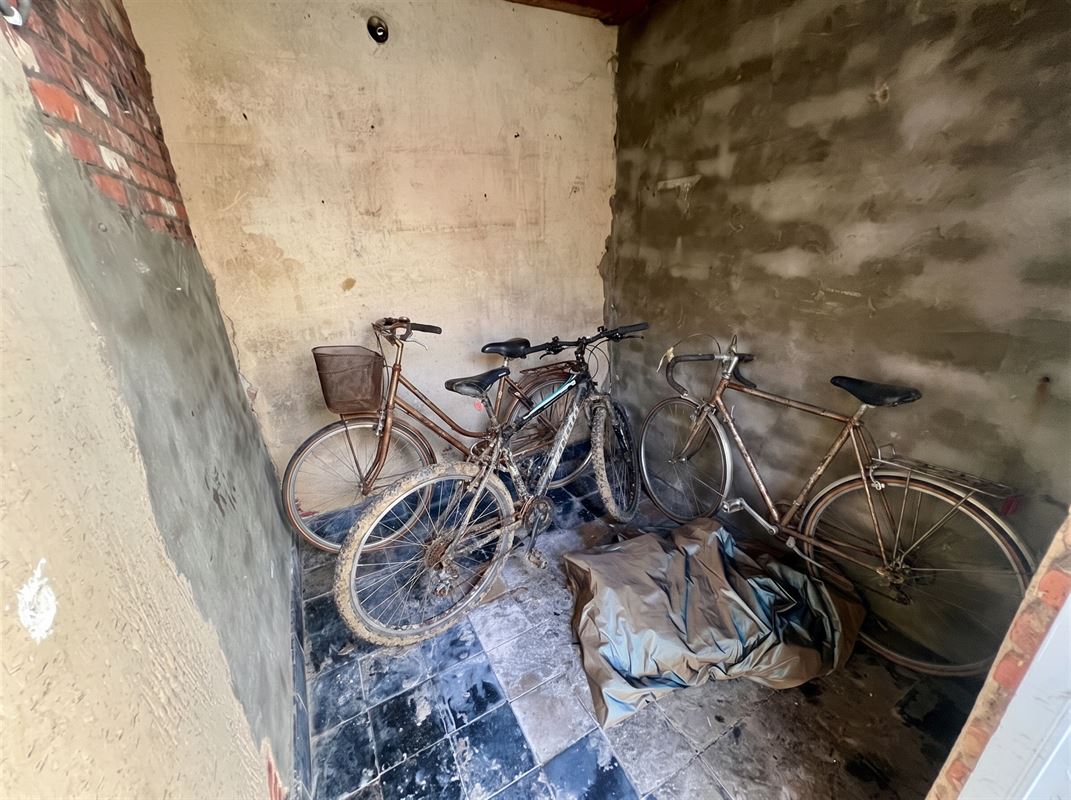 Huis met 3 slaapkamers en koer