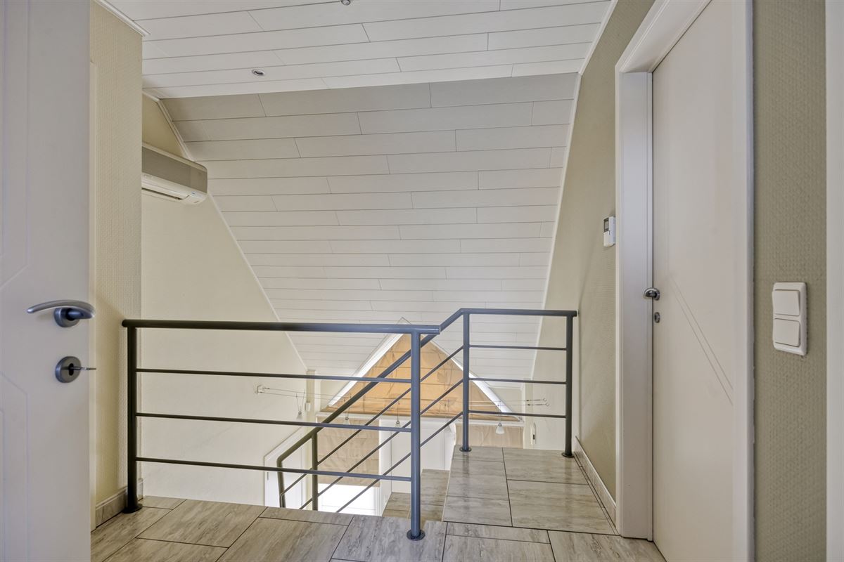 Exclusieve villa, extra garage en zonnige tuin op 1.100 m²