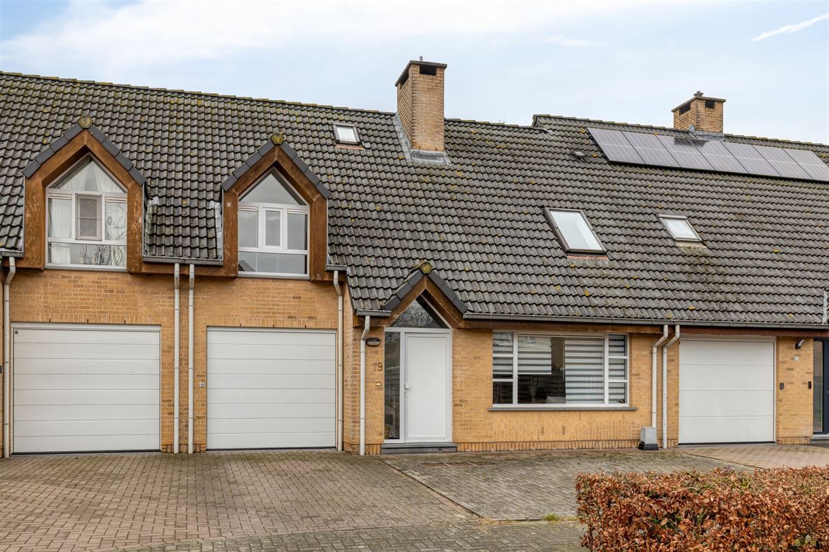Gezinswoning met garage en mogelijkheid tot 4 slaapkamers